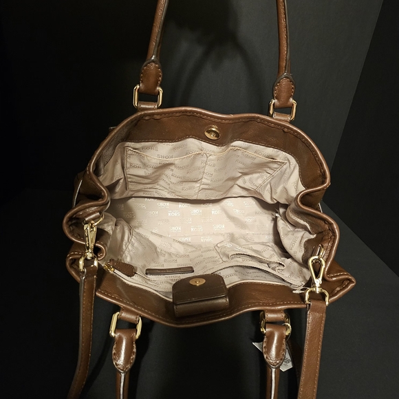 Michael Kors Hudson Brown and Tan Women's Bag - Picture 4 of 9